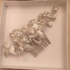 Wedding - Hair brooch - new without tag